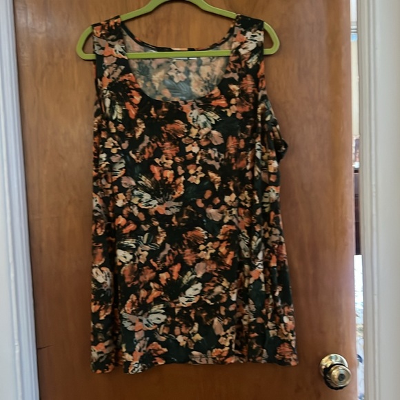 SUSAN GRAVER cardigan two piece - Picture 8 of 9